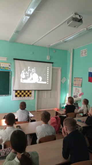 &quot;По ту сторону экрана. 115 лет кино в России&quot;.